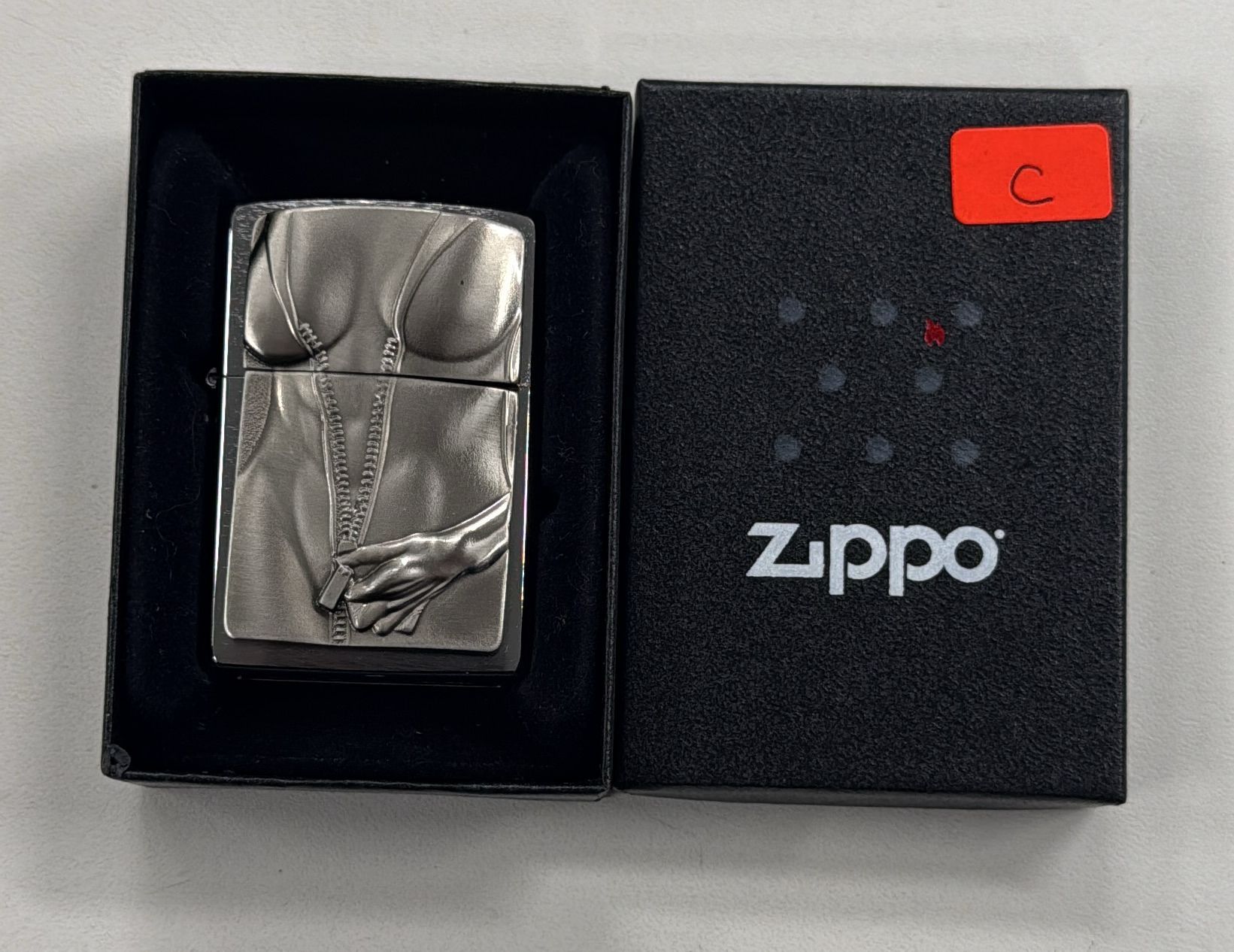 Zippo Accendini: ZIPPO FEUERZEUG – Nuovo (secondo la descrizione) da Zürich venduto da freioccasionen