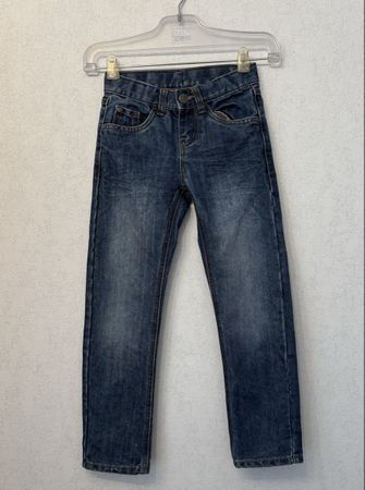 Kinder Jeans Gr. 134 (8-9 Jahre)