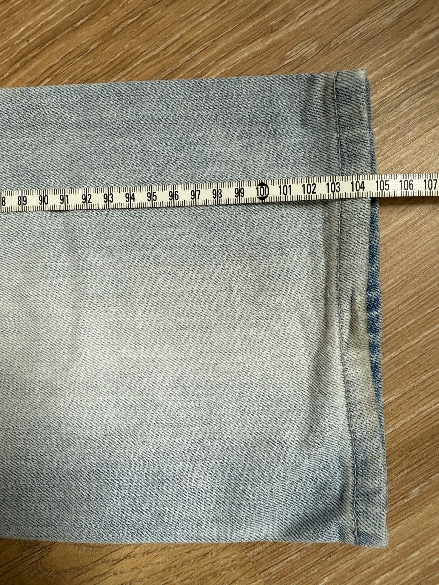 C&A Jeans: Jeans bleu clair straight fit C&A, t.33/32 – Usato da Tavannes venduto da Thriftshop 3