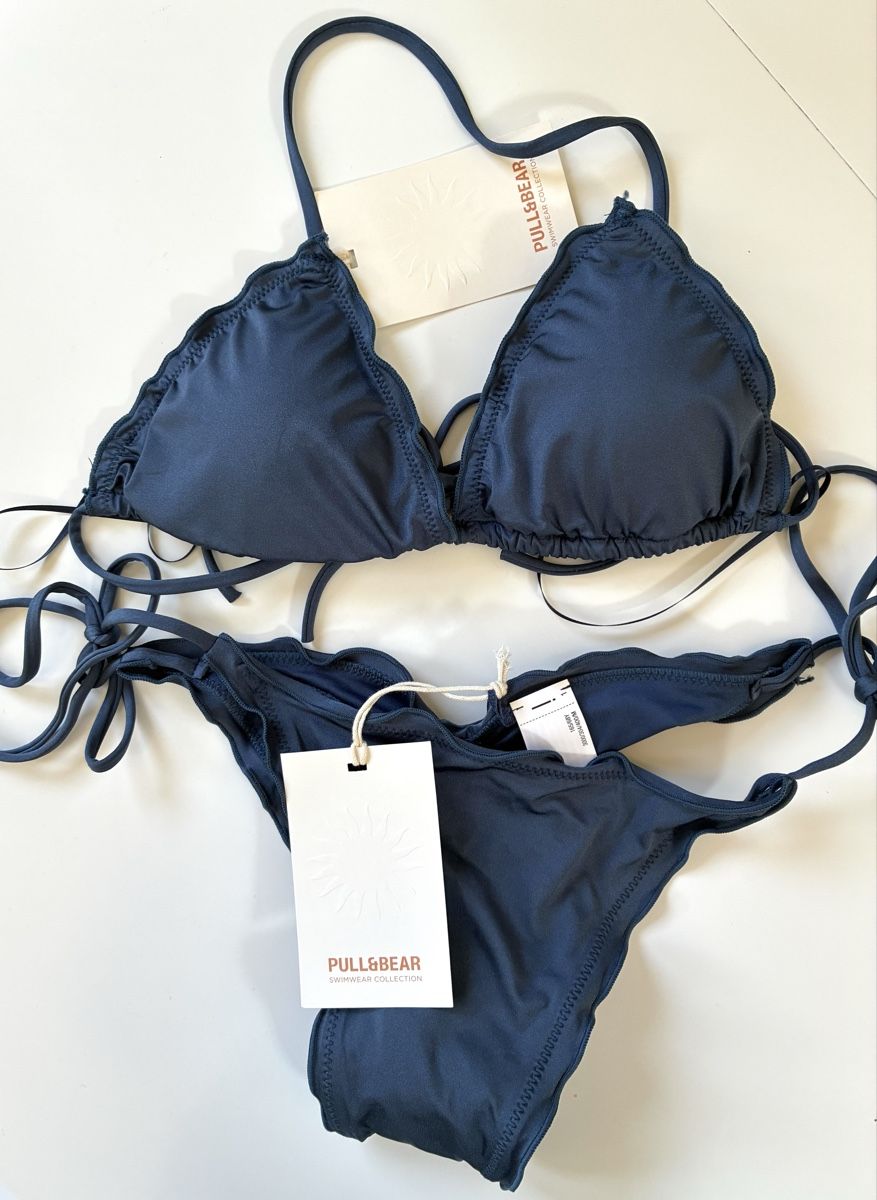 Badekleider & Bikinis: Bikiniset blau - neu/originalverpackt – Neu und originalverpackt aus Zürich von bar_2trt