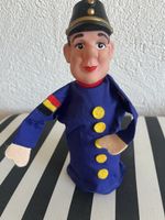 Handpuppe Soldat mit blauer Uniform guter Zustand