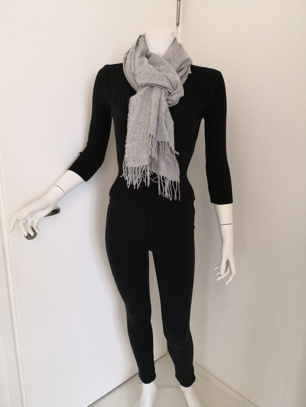 Foulard & Sciarpe: 🤩SCHAL HELLGRAU – Usato da Olten venduto da Naja-Twins-Twins 8