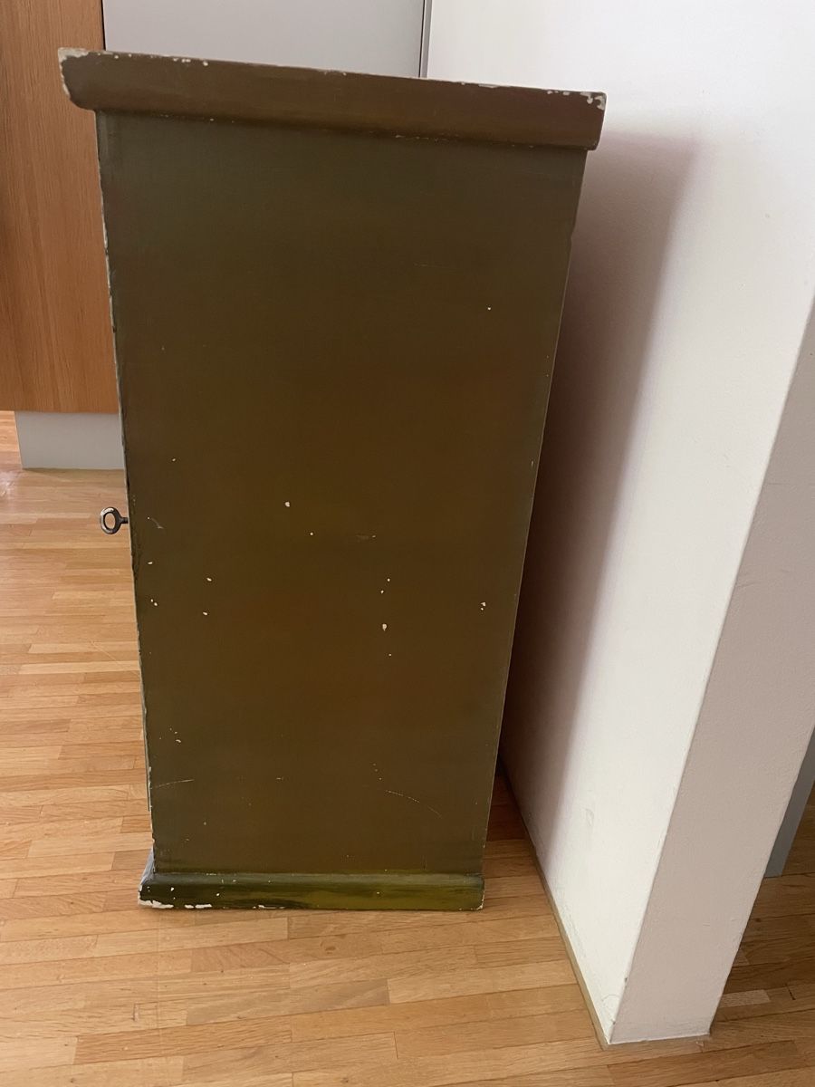 Cassettiere: Antikes Schweizer Schränkchen mit Blumenmalerei – Usato da Bern venduto da kro_s6xy 2