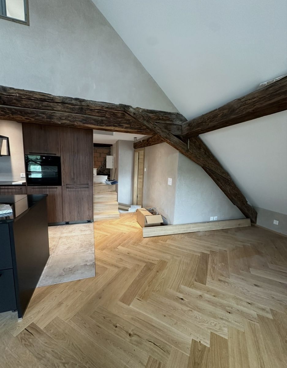 Articles en bois: Fischgrätparkett 65 m2 – Neuf avec emballage d'origine à Steckborn par Lozzi-boot