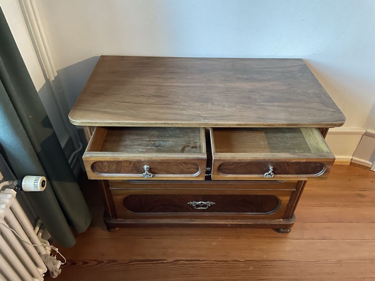 Kommoden: Kommode Holz – Gebraucht aus Winterthur von Kingori 2