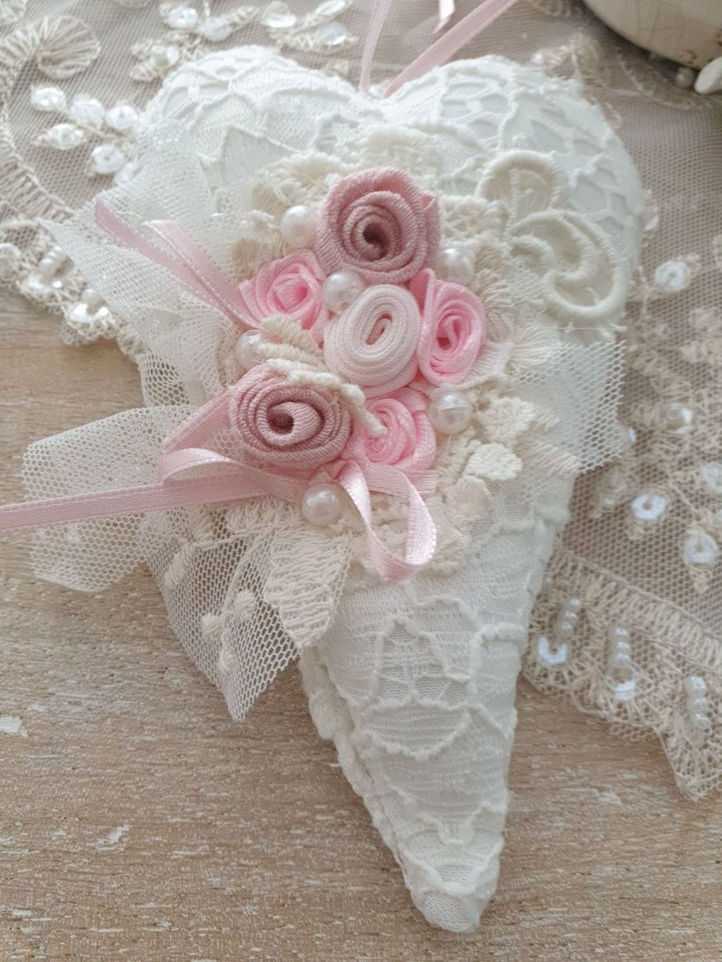 Alle Dekorationen: Geschenk Herz Shabby Chic Muttertag Geburtstag Liebe Spitze – Neu und originalverpackt aus Gossau ZH von Goes05 3