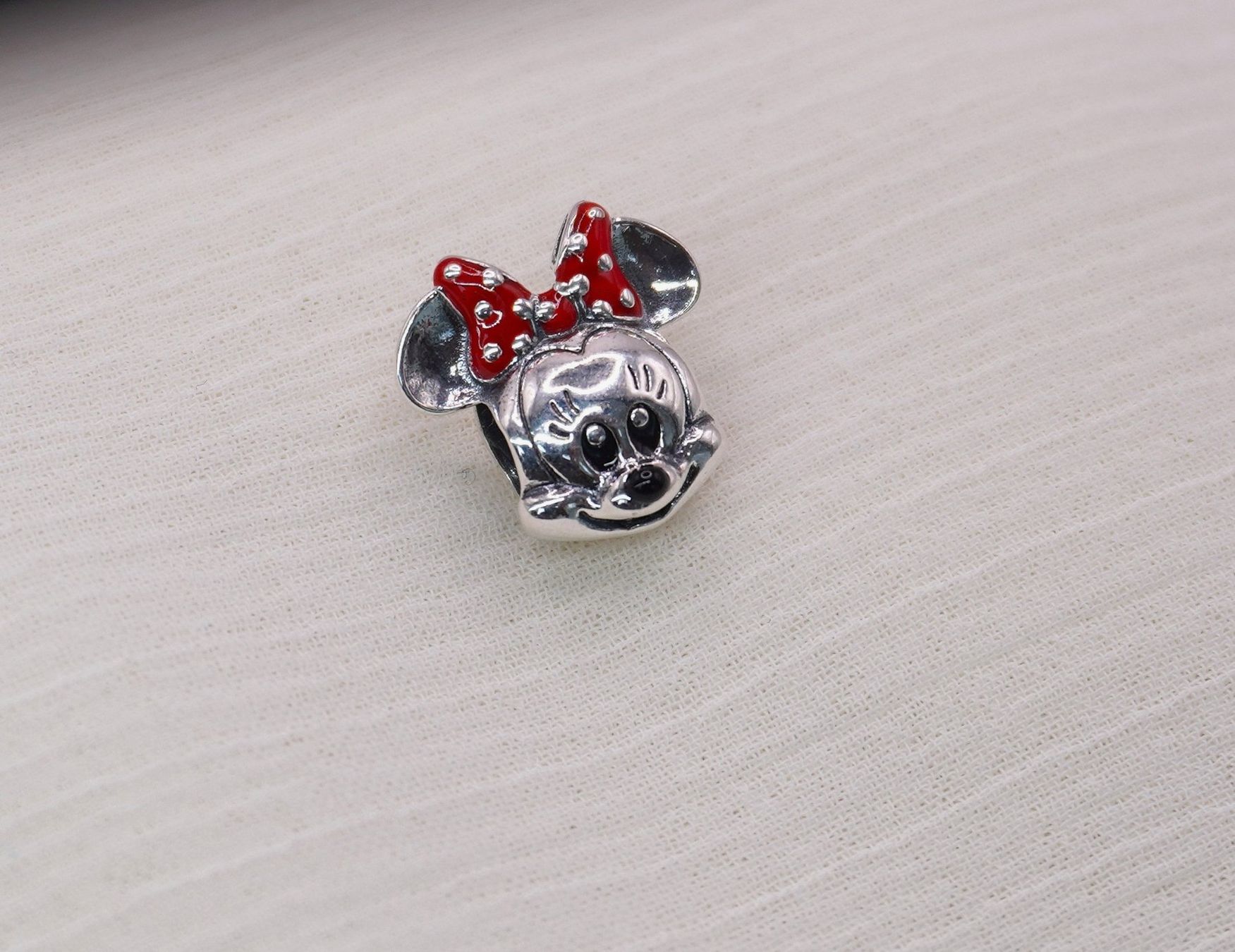 Ciondoli: Charm "Minnie Mouse" zu Pandora 925 Silber – Nuovo (secondo la descrizione) da Niederbüren venduto da Fidi5