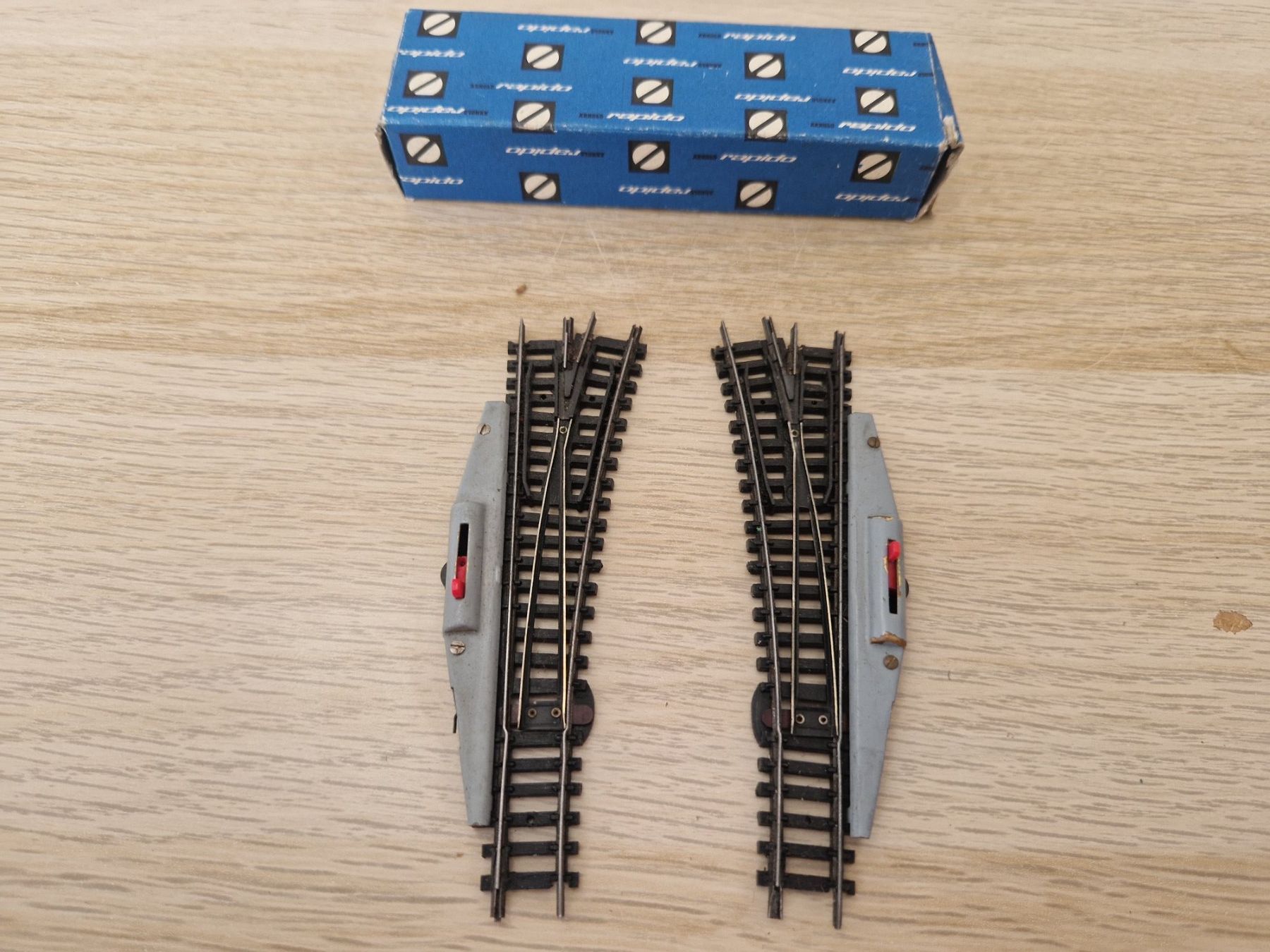 Arnold Modellini di ferrovie: Arnold N 0151 Handweichen – Usato da St-Aubin-Sauges venduto da tantome