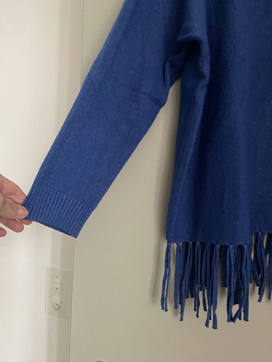 Maglioni & Felpe: Pullover mit Fransen Gr L – Usato da Brugg AG venduto da Honeybee6 1