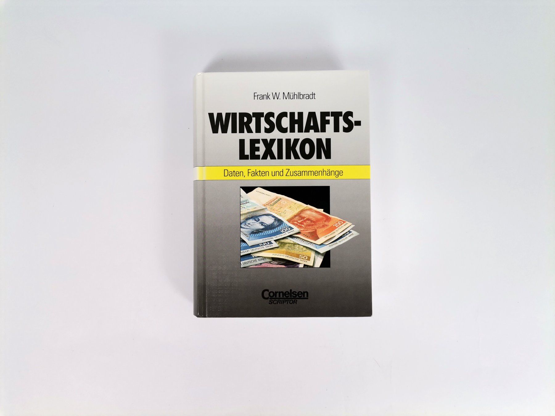 Libri: CORNSELSEN Buch Wirtschaftslexikon – Usato da Schaffhausen venduto da Restwert_SH