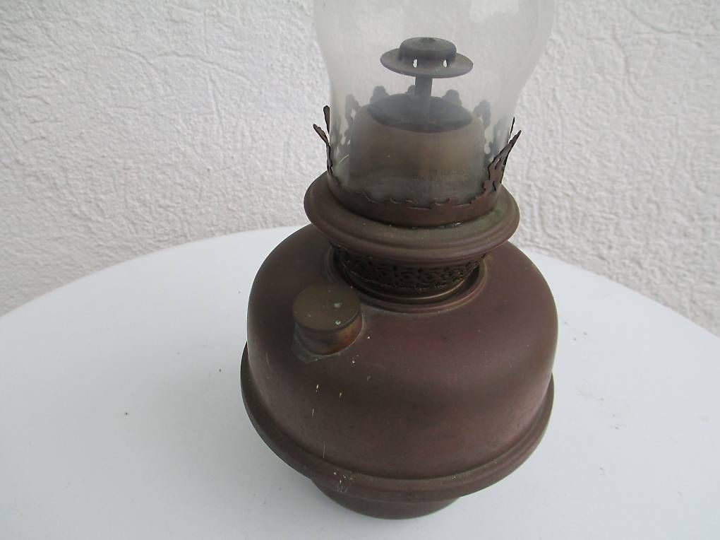 Lampade: Peroleum Lampe – Usato da Riehen venduto da dipus 1