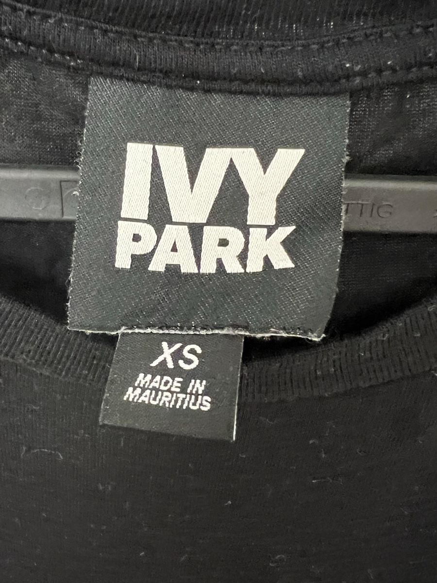 Top: Oberteil von IVY PARK – Nuovo (secondo la descrizione) da Jona venduto da n.ferrari 2
