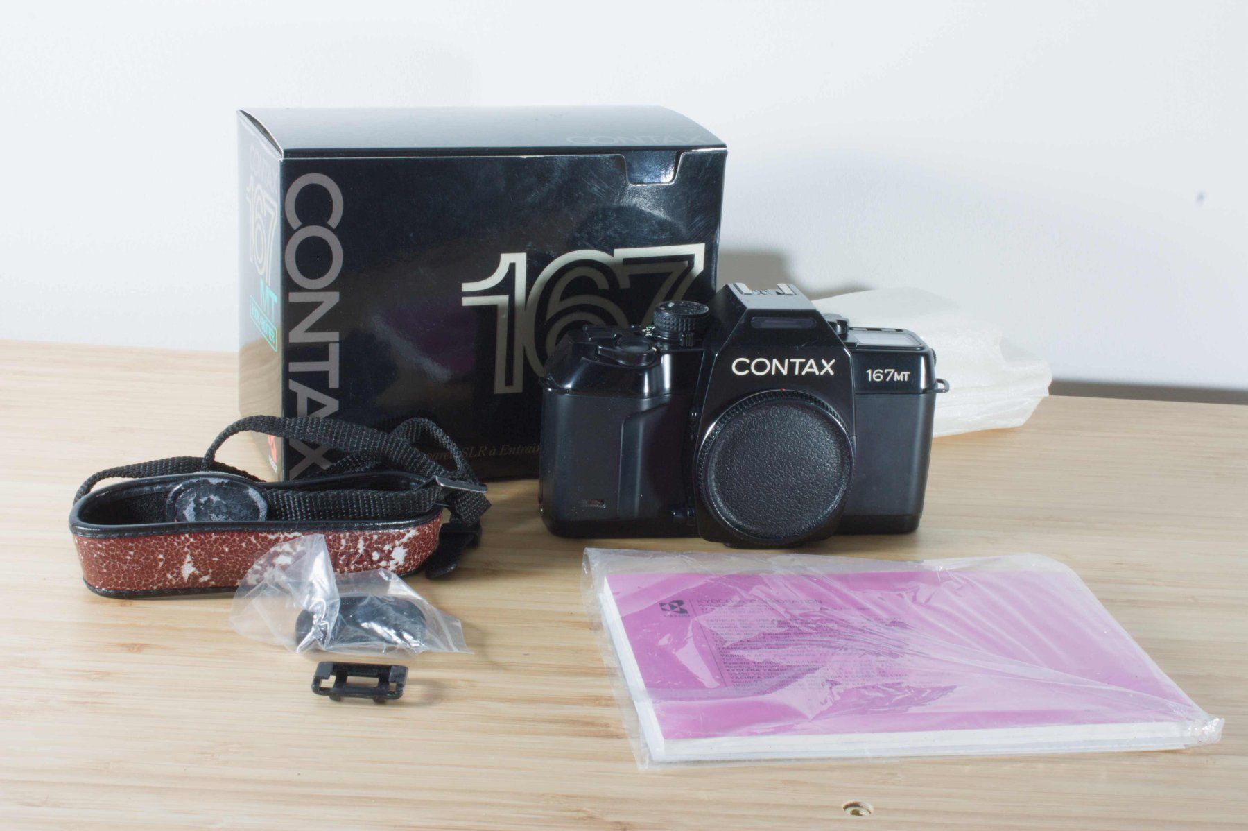 Contax Fotocamera: Contax 167MT 35mm Spiegelreflexkamera – Usato da Zürich venduto da thelittleerik