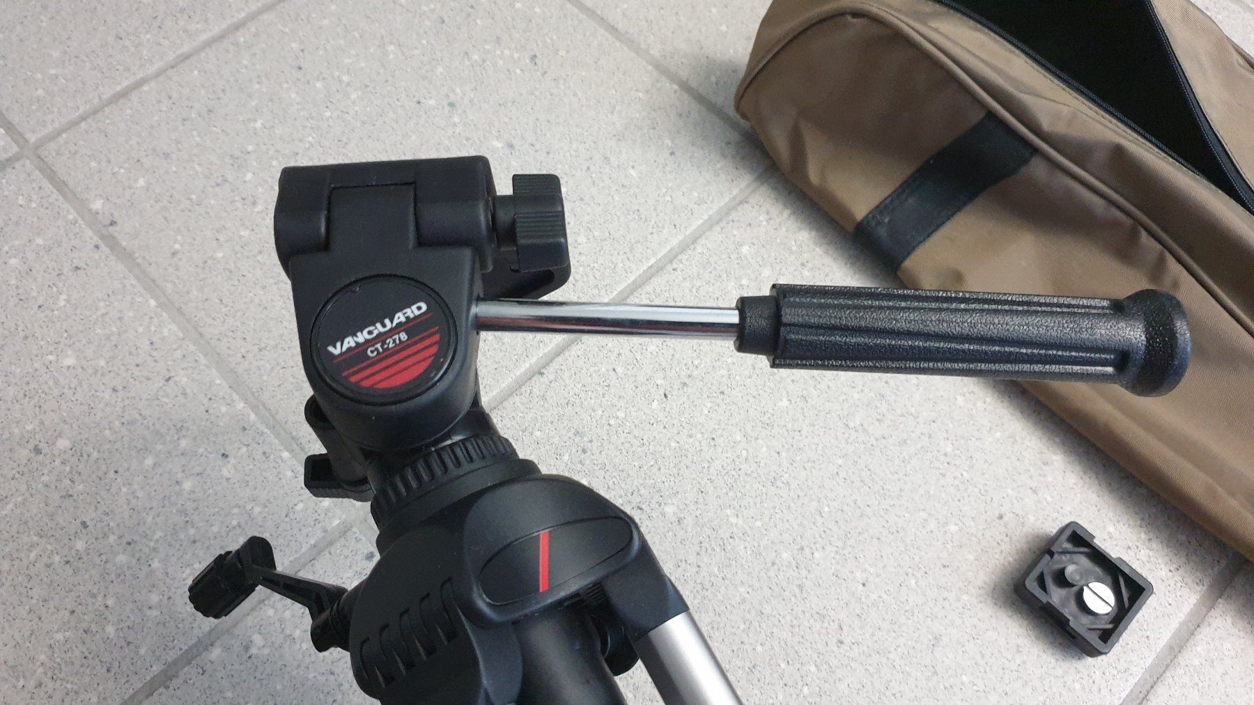 Vanguard Trépieds & Accessoires: Kamerastativ VANGUARD CT-278 – D'occasion à Stäfa par Supertramp73 7