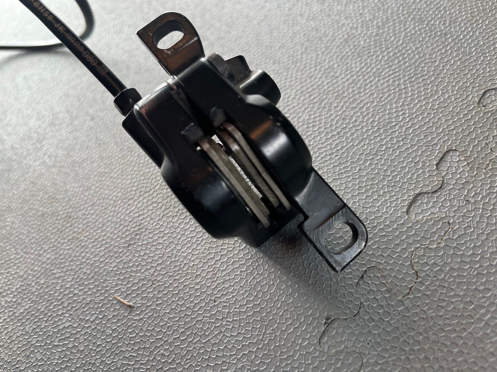 Pezzi di ricambio: Shimano Scheibenbremse (Vorne) – Usato da Massongex venduto da thn311 4