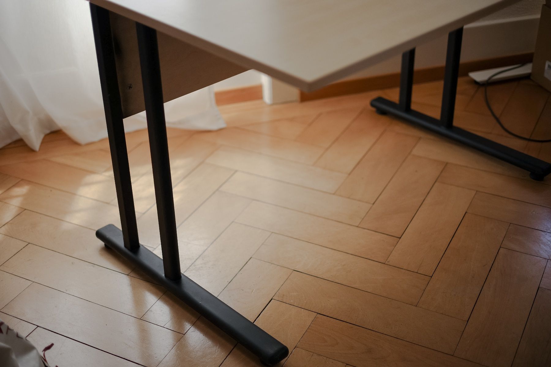 Bureaux: Büro Holz Schreibtisch – D'occasion à Bern par QualitySecondHand 3