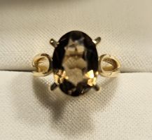 Ring, Gelbgold 750, mit schönem Rauchquarz