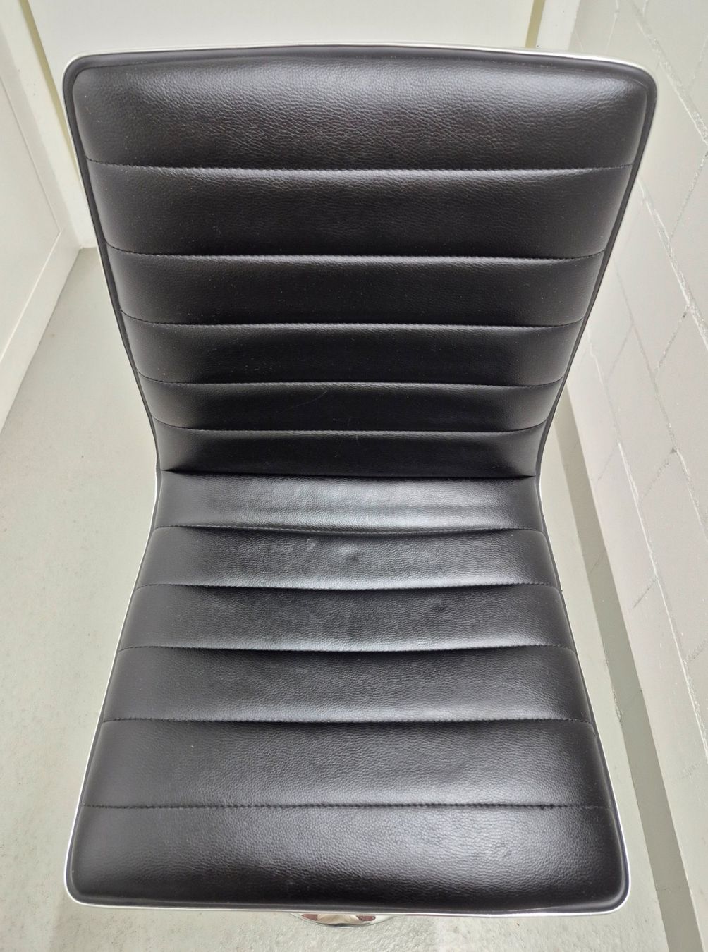 Hocker: Barhocker 2er Set scharz – Gebraucht aus Höri von Nastaq 1