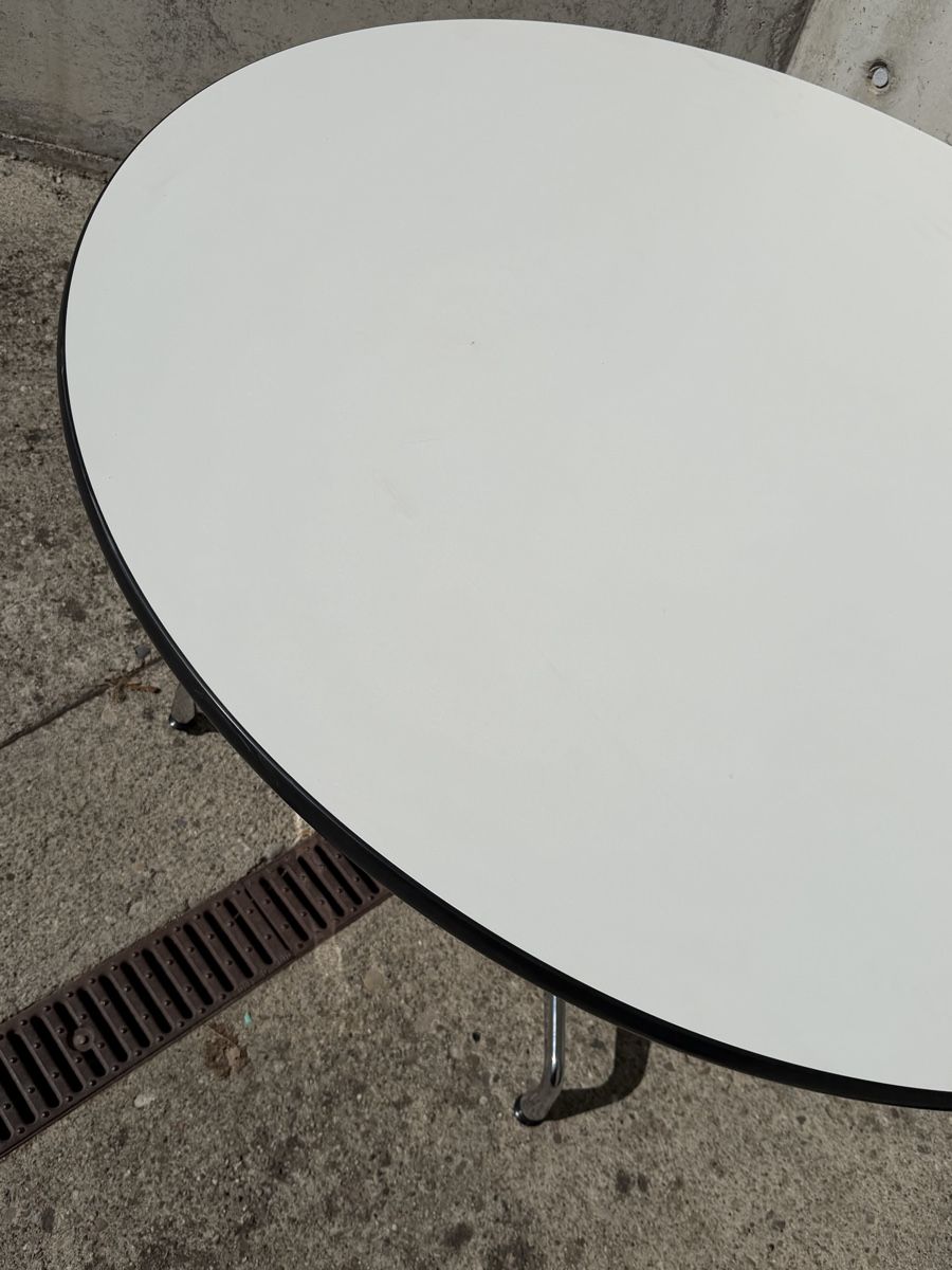 Vitra Tische: Table ronde Vitra Eames blanc occasion  – Gebraucht aus Bussigny von ShopOp 7