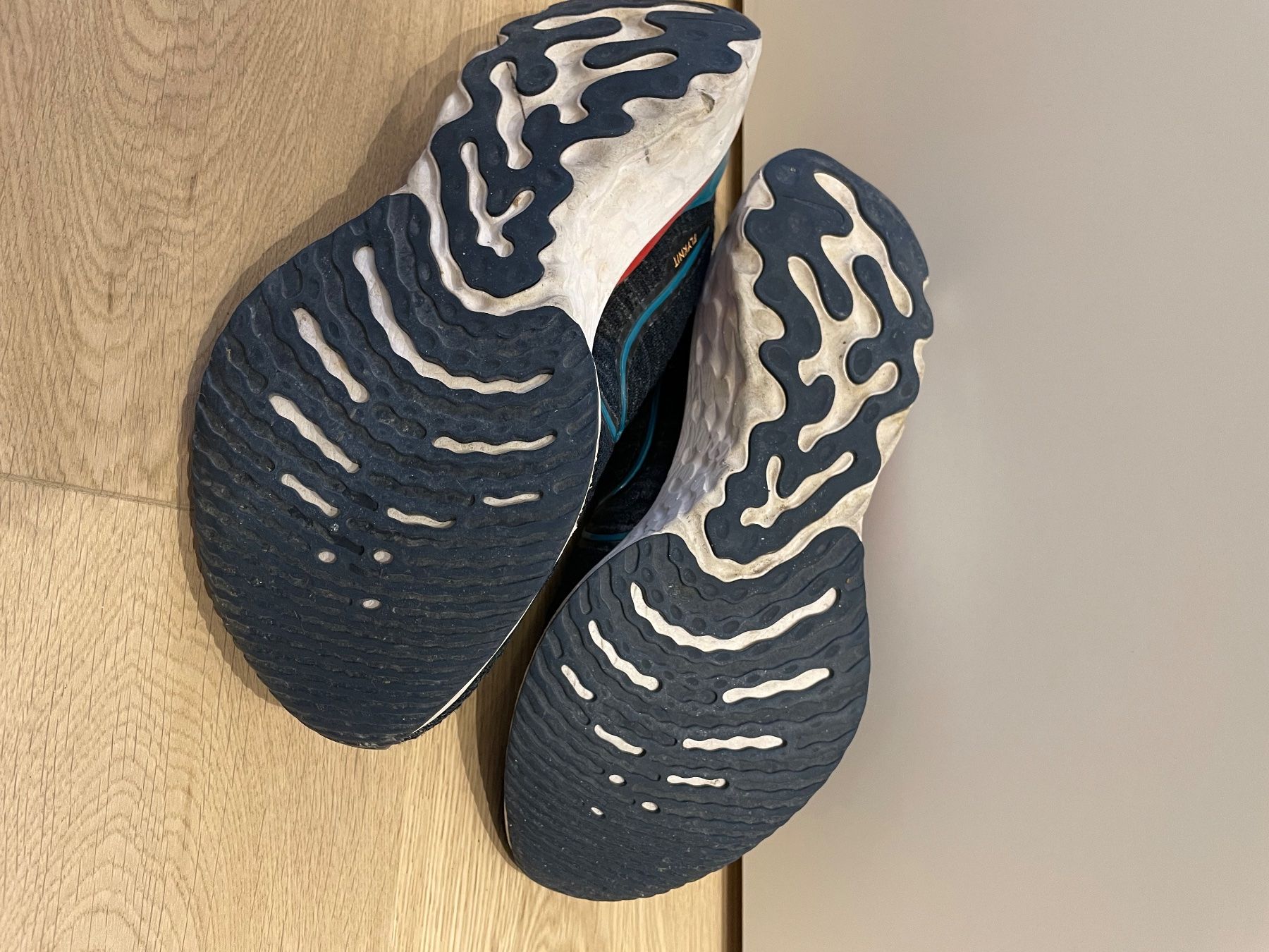 Nike Herrenschuhe: Nike React Flyknit 45 – Gebraucht aus Basel von ric_h97p 3