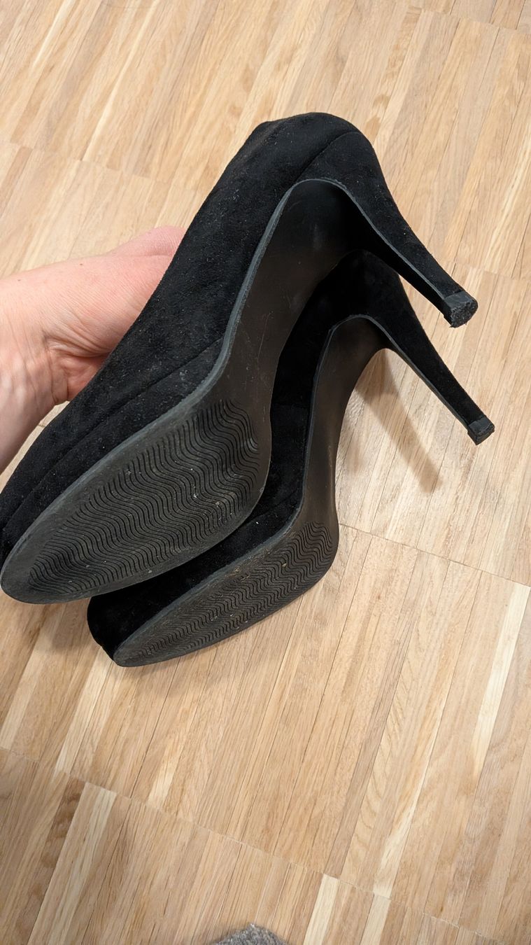 Cube Scarpe da donna: Schwarze CUBE High Heels, Grösse 38 – Usato da Reigoldswil venduto da vio_bz68 1