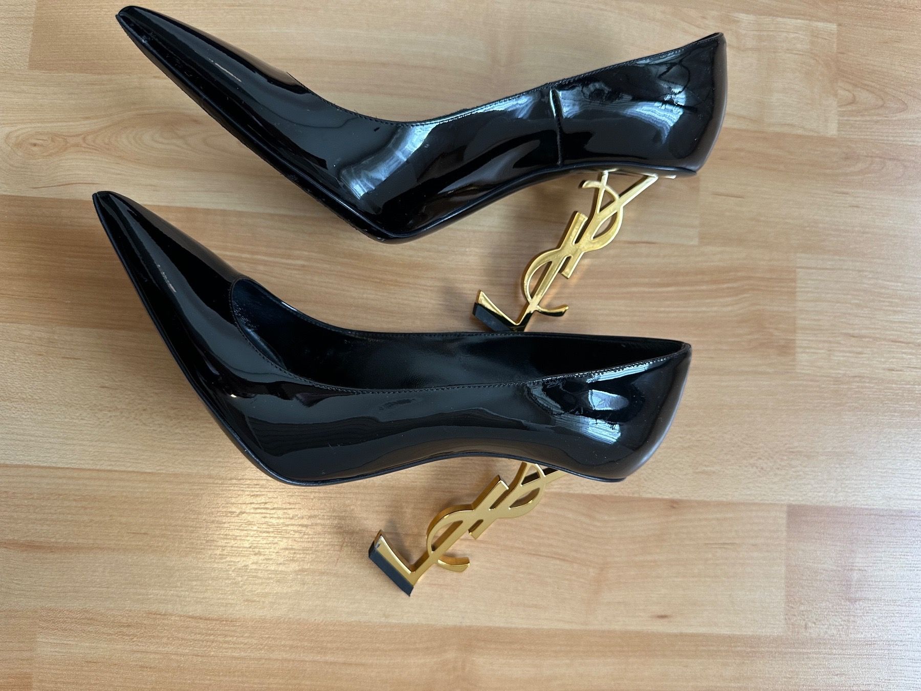 Saint Laurent Scarpe da donna: Damen Pumps – Usato da Näfels venduto da nez_75jq 5