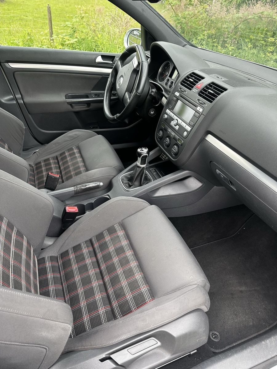VW Automobili: VW Golf GTI – Usato da Luzern venduto da Swiss-Garage 3