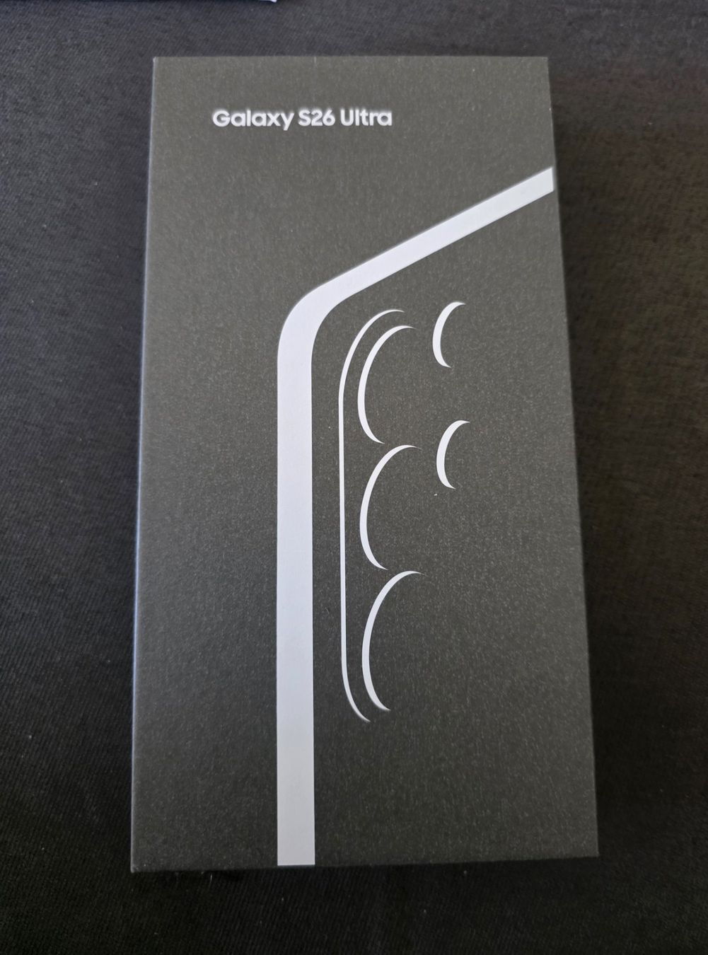 Samsung Portables: Samsung S26 ultra – Neuf avec emballage d'origine à Sierre par jer_9fyr