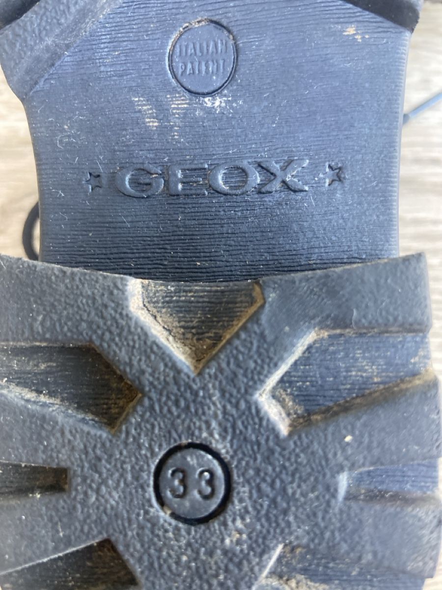 Geox Chaussures hommes: Lackschuhe GEOX Grösse 33 – D'occasion à Rodersdorf par trueegg 5
