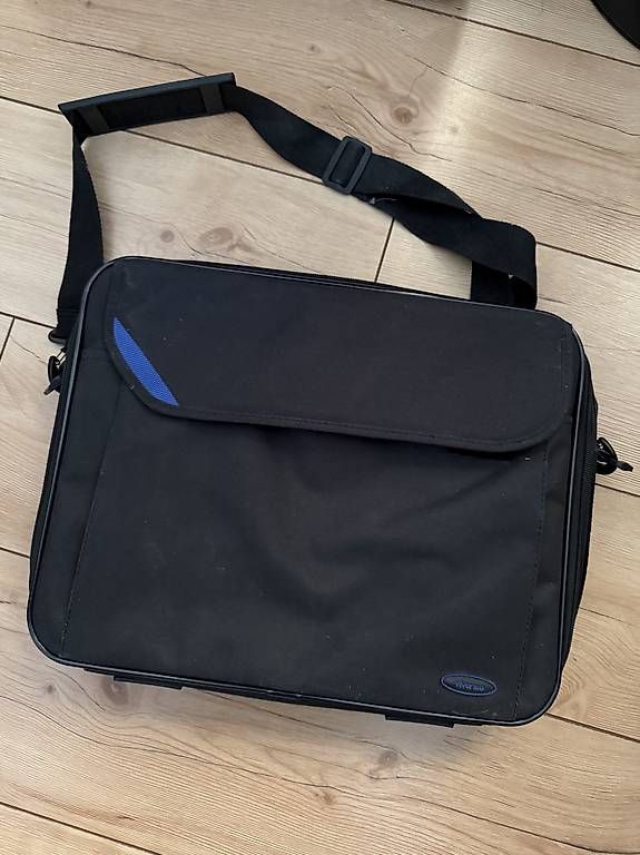 Sacs: Laptoptasche – D'occasion à Gwatt (Thun) par Bennae