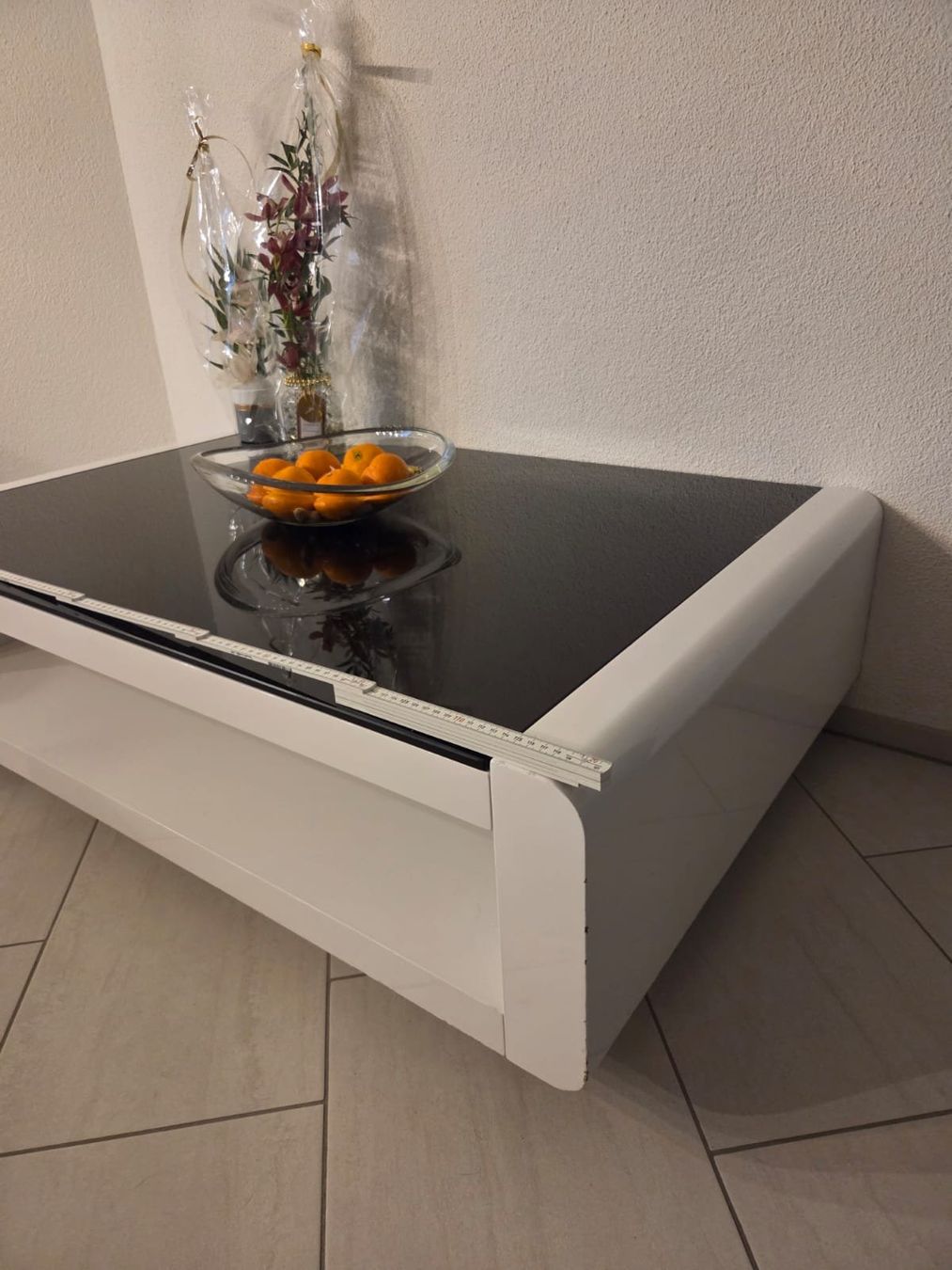 Tische: Salon Tisch – Gebraucht aus Kloten von Fx2000 3