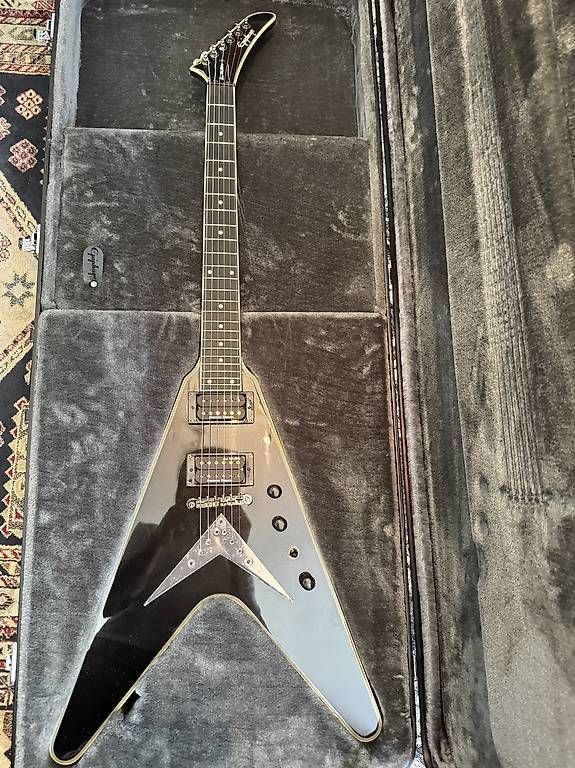 Strumenti musicali: Epiphone Flying V Custom D. Mustaine – Nuovo e nell'imballaggio originale da Morges venduto da GvnMusic 2