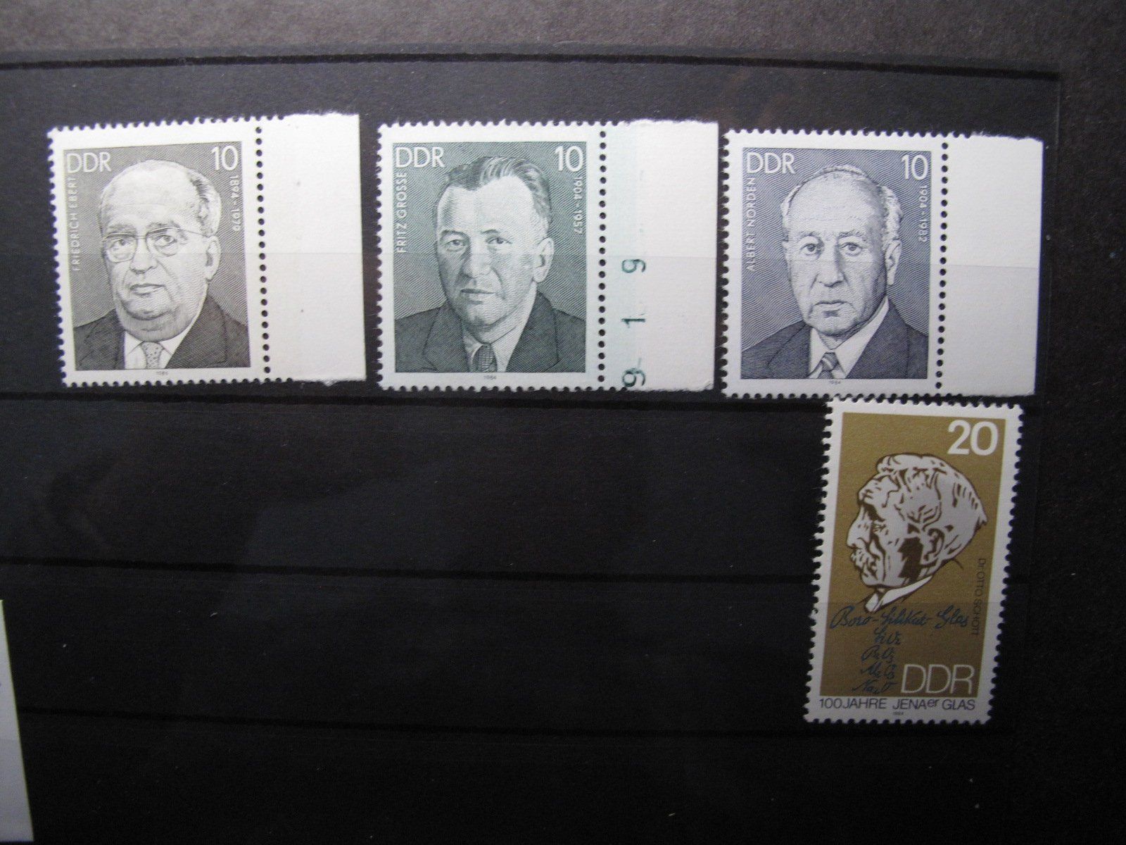 Tutti i francobolli: DDR 1984  Glas / Persönlichkeiten XII** – Usato da Wil SG venduto da fva01