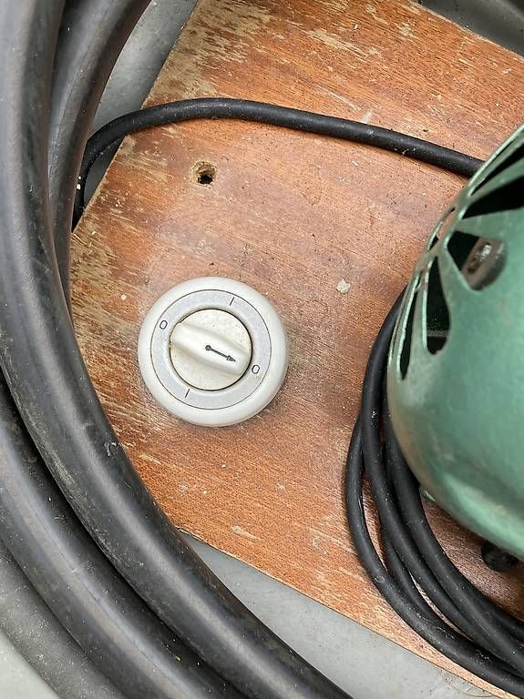 Pompe & Parti di ricambio: Pompe à liquide moteur – Usato da Villars-sur-Glâne venduto da gis_762m 1