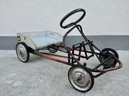 altes Tretauto Retro Kinderflitzer Vintage GoKart