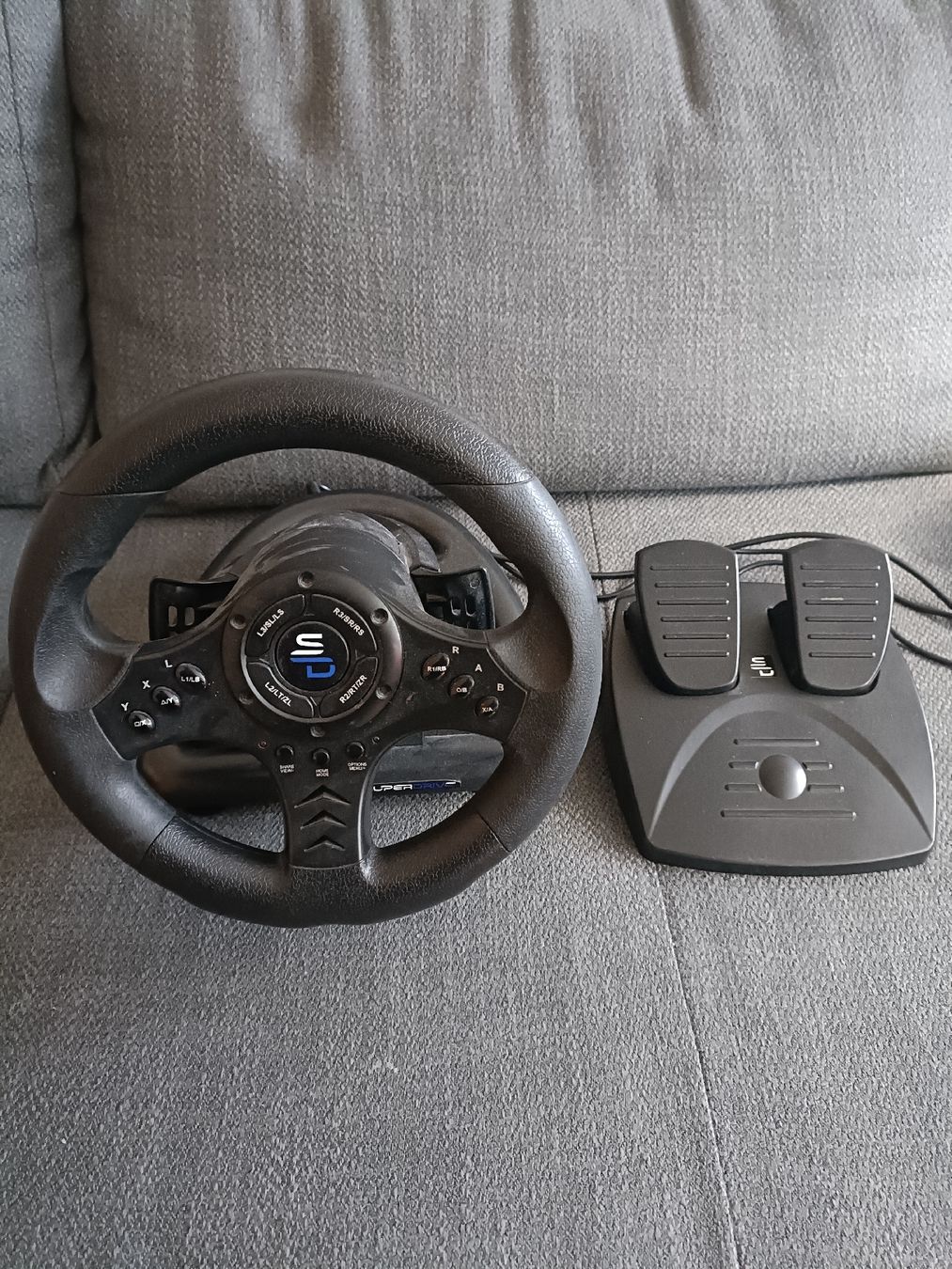 Controller: Volant Superdrive GS550 – Nuovo (secondo la descrizione) da Le Lignon venduto da and_2tfs