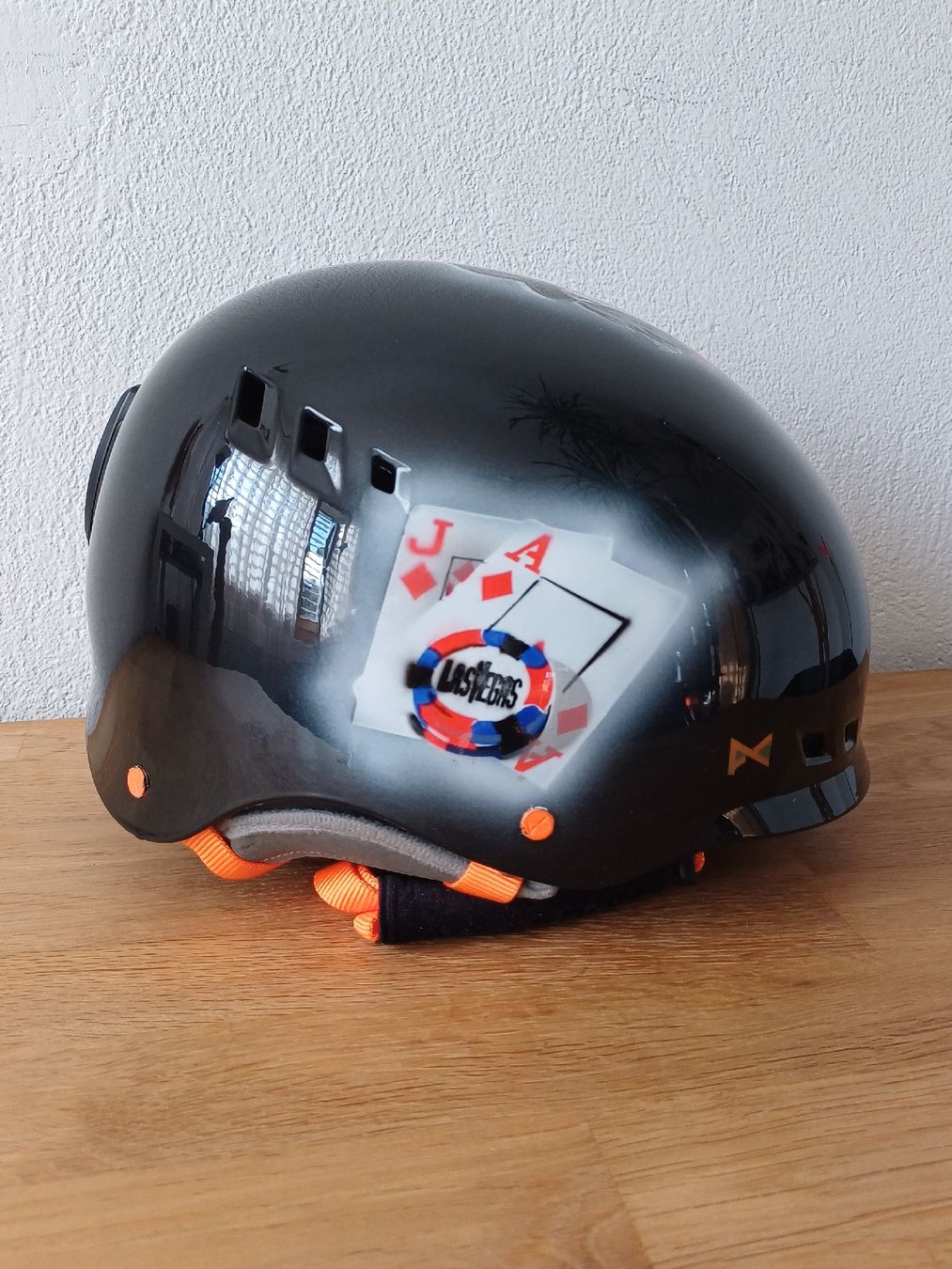 Helme: Ski Snowboard Helm – Neu (gemäss Beschreibung) aus Domat-Ems von Waterbikes 1