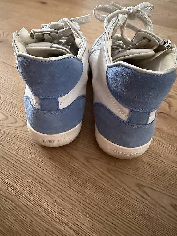 Scarpe da donna: Geox Turnschuhe in Gr39 – Usato da Winkel venduto da Crolady01 1