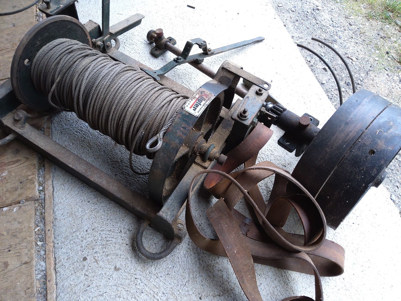 Sonstiges zum Lager & Transport: Seilwinde – Gebraucht aus Aeschi b. Spiez von Merk-Pullax