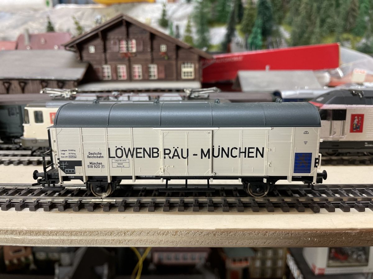 Fleischmann Trains électriques: Fleischmann Güterwagen Löwenbräu-München DR – Neuf avec emballage d'origine à Gossau SG par Krokodil344 2