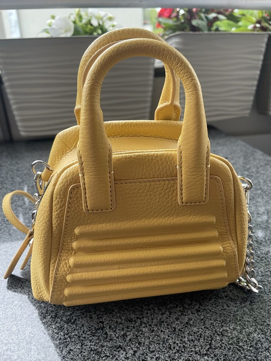 Mandarina Duck Borse da donna: Mandarina Duck kleine Tasche – Usato da Dübendorf venduto da olh_rs5r 1