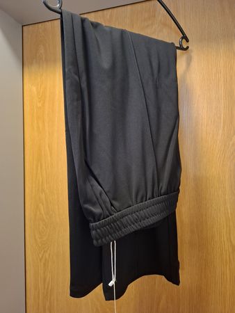 Schwarze Hose, neuwertig, Grösse 3XL