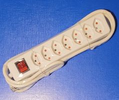 Steckdosenleiste 7x T13 - Kabel 1.5 Meter. Noch in ovp