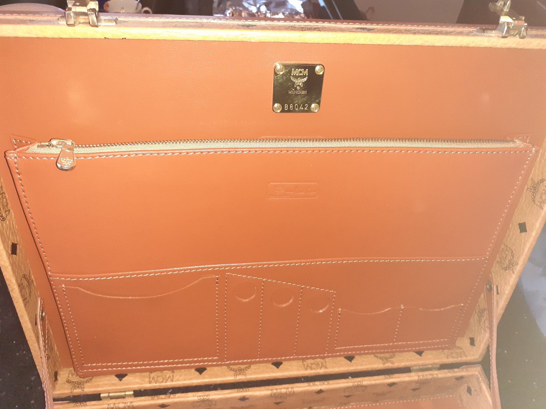 Mcm Valigie: MCM Aktenkoffer  Vintage – Nuovo (secondo la descrizione) da Prêles venduto da Podencogalgo 3