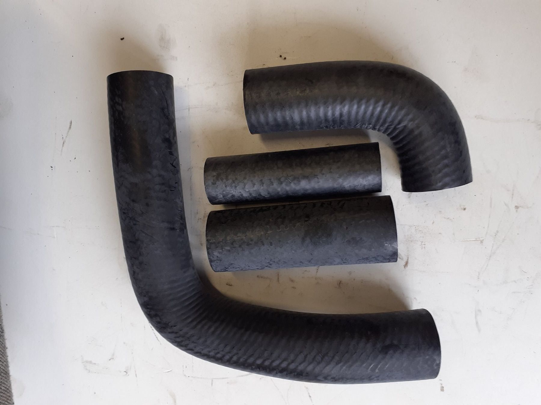 Massey Ferguson Trattori: MF Wasserschlauch Set – Nuovo e nell'imballaggio originale da Rothenthurm venduto da mf-schuler