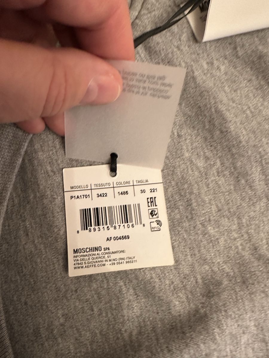 Moschino Jacken: Moschino PET Jäckchen neu  – Neu (gemäss Beschreibung) aus Bern von Ruhrallee 4