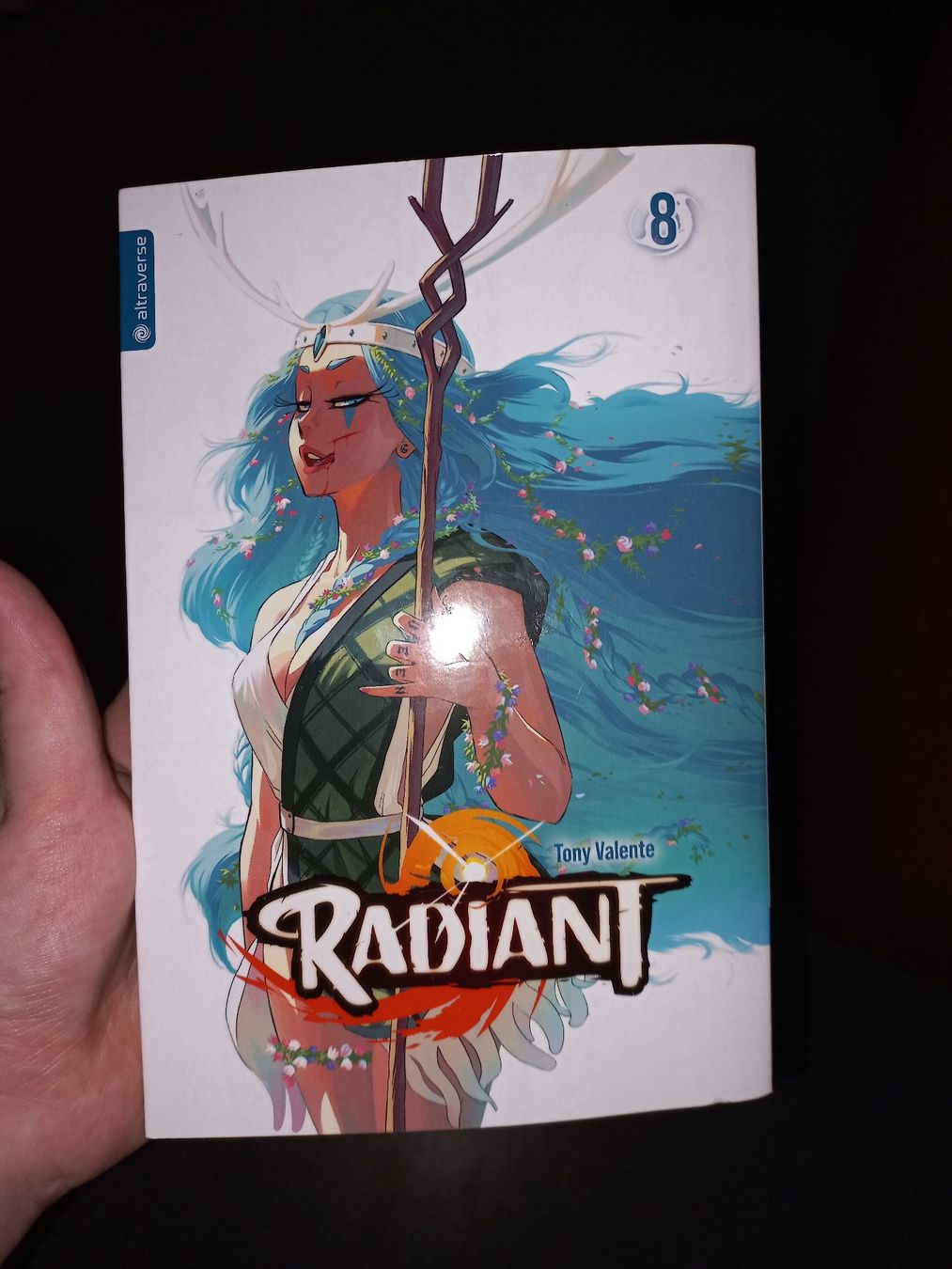 Fumetti: Radiant, Band 8 – Usato da Kriens venduto da adr_f6fh