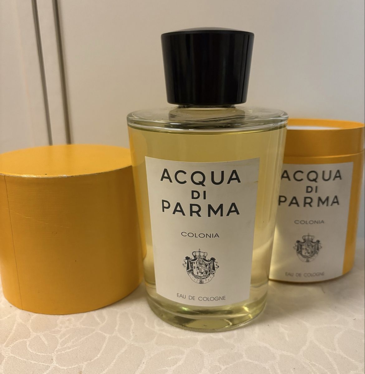 Acqua di parma Parfums & Eau de Toilette: Acqua di Parma Colonia Eau de Cologne 500 ml – D'occasion à Hasle LU par Olena_olena