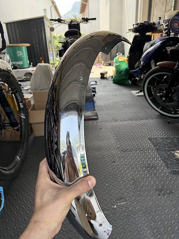 Royal Enfield Tutti i ricambio per moto: Parafango royal enfield – Usato da Verscio venduto da dai_jyb8 1