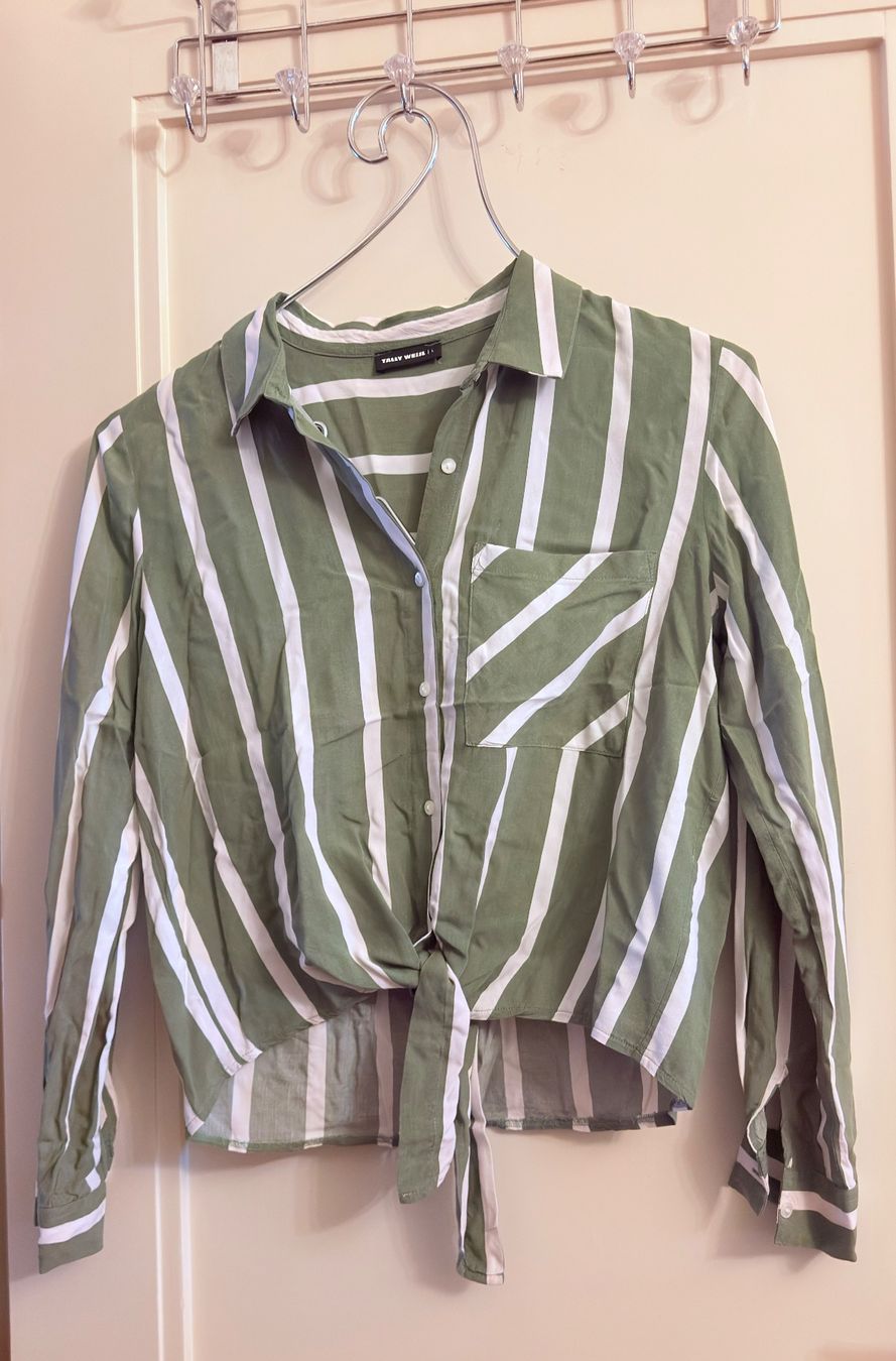 Tally Weijl Camicette: • Sommerbluse zum binden • – Usato da Basel venduto da mendoza13